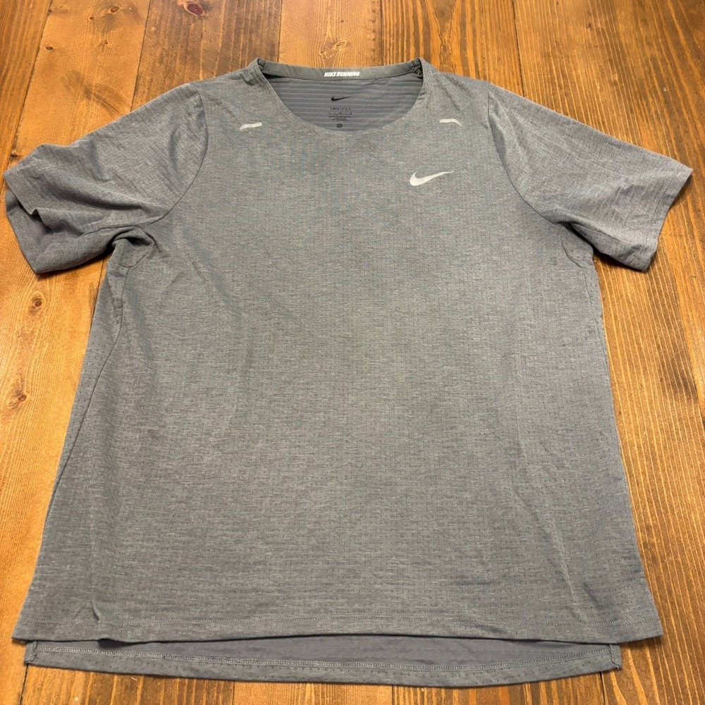 Nike Rise Running Shirt Mens Large Dri Fit‎ Reflective Performance Active
